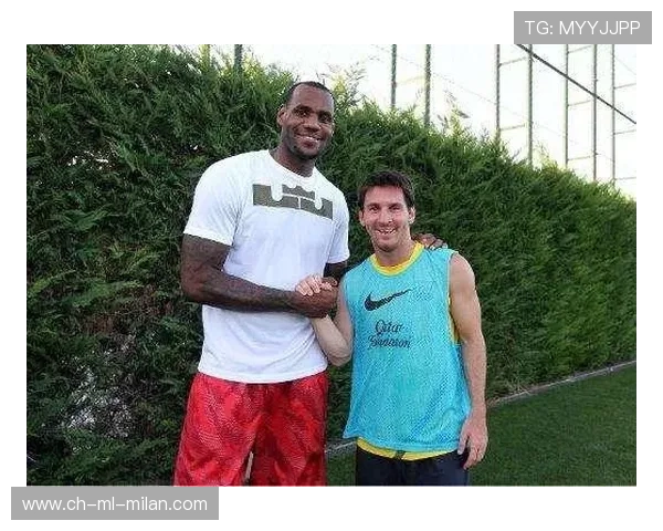 詹姆斯被拍与年轻女粉丝合影，后援会发声明