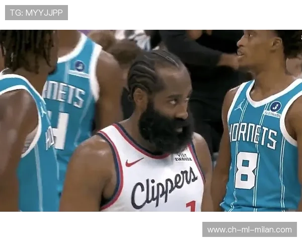 哈登挡拆后分球，洛杉矶快船思路清楚